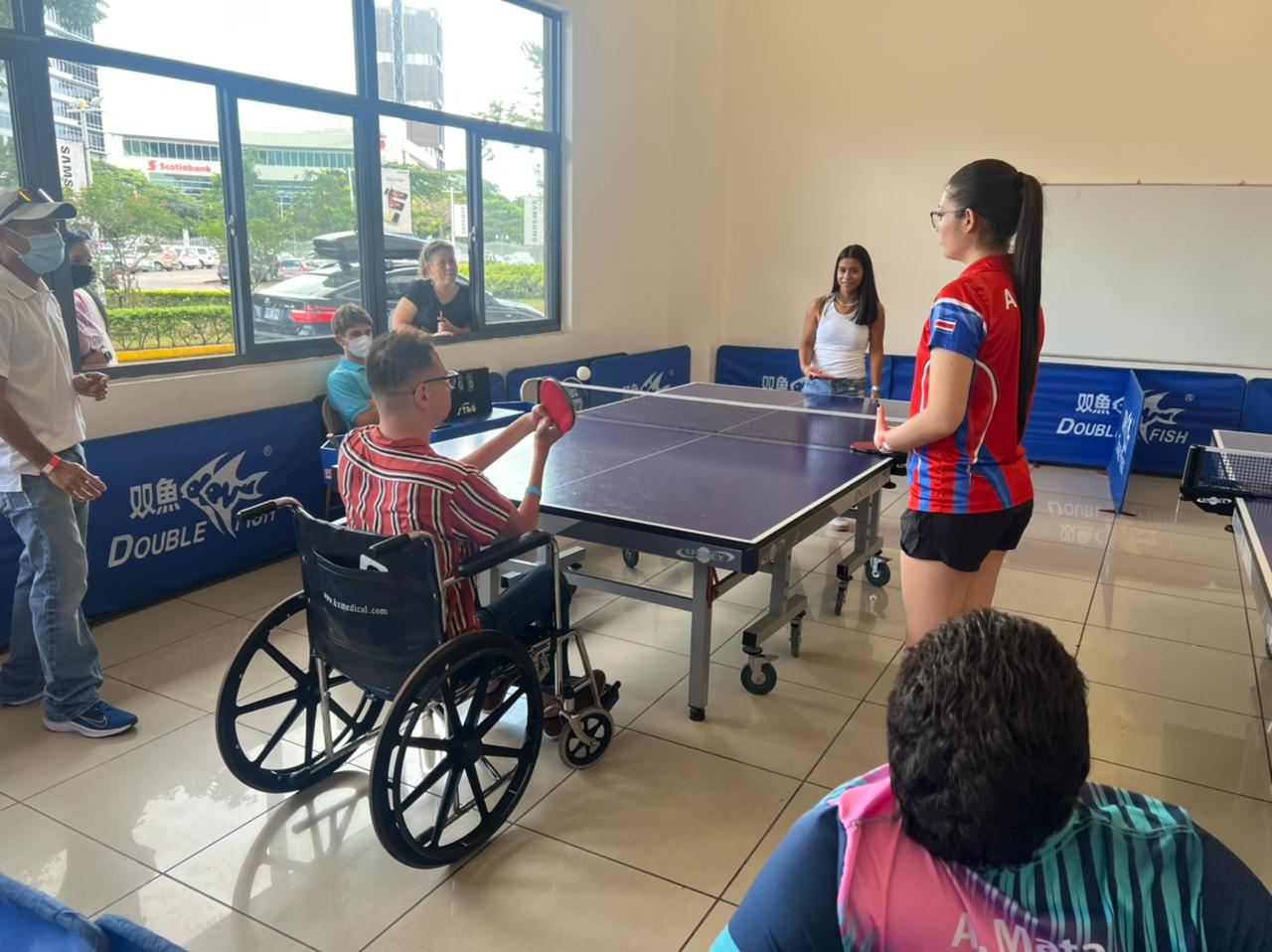 El Para Tenis de Mesa dijo presente en el Dia Nacional de la Persona ...